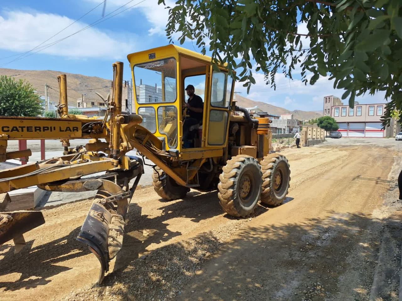 اجرای آسفالت سطح شهر